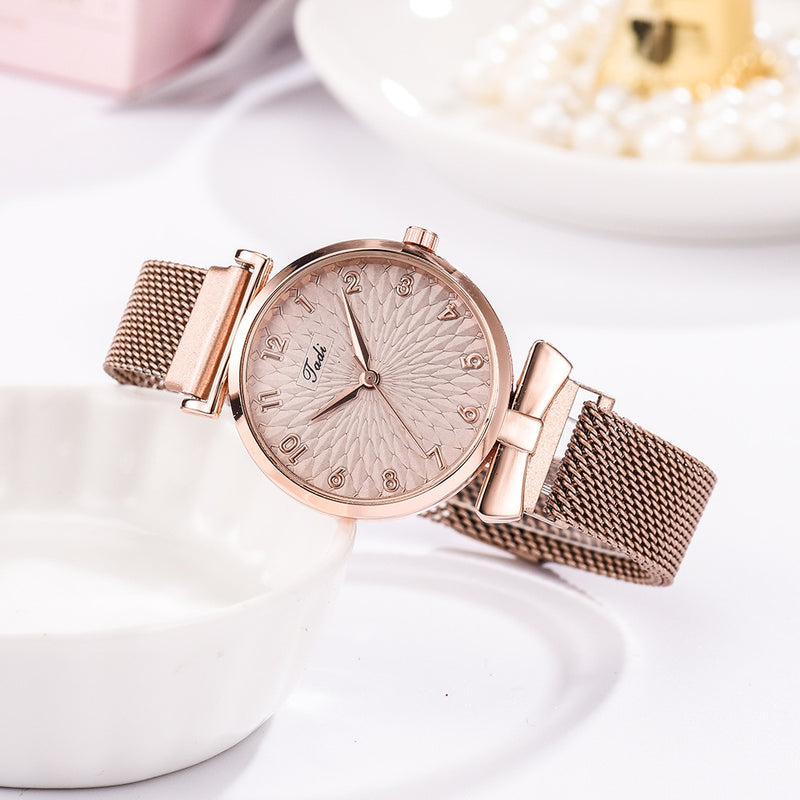 Relógio Feminino Luxo Quartzo + Pulseira